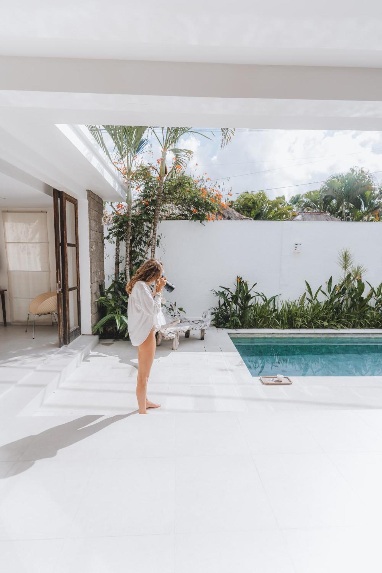 Aster Villa Seminyak Exteriör bild