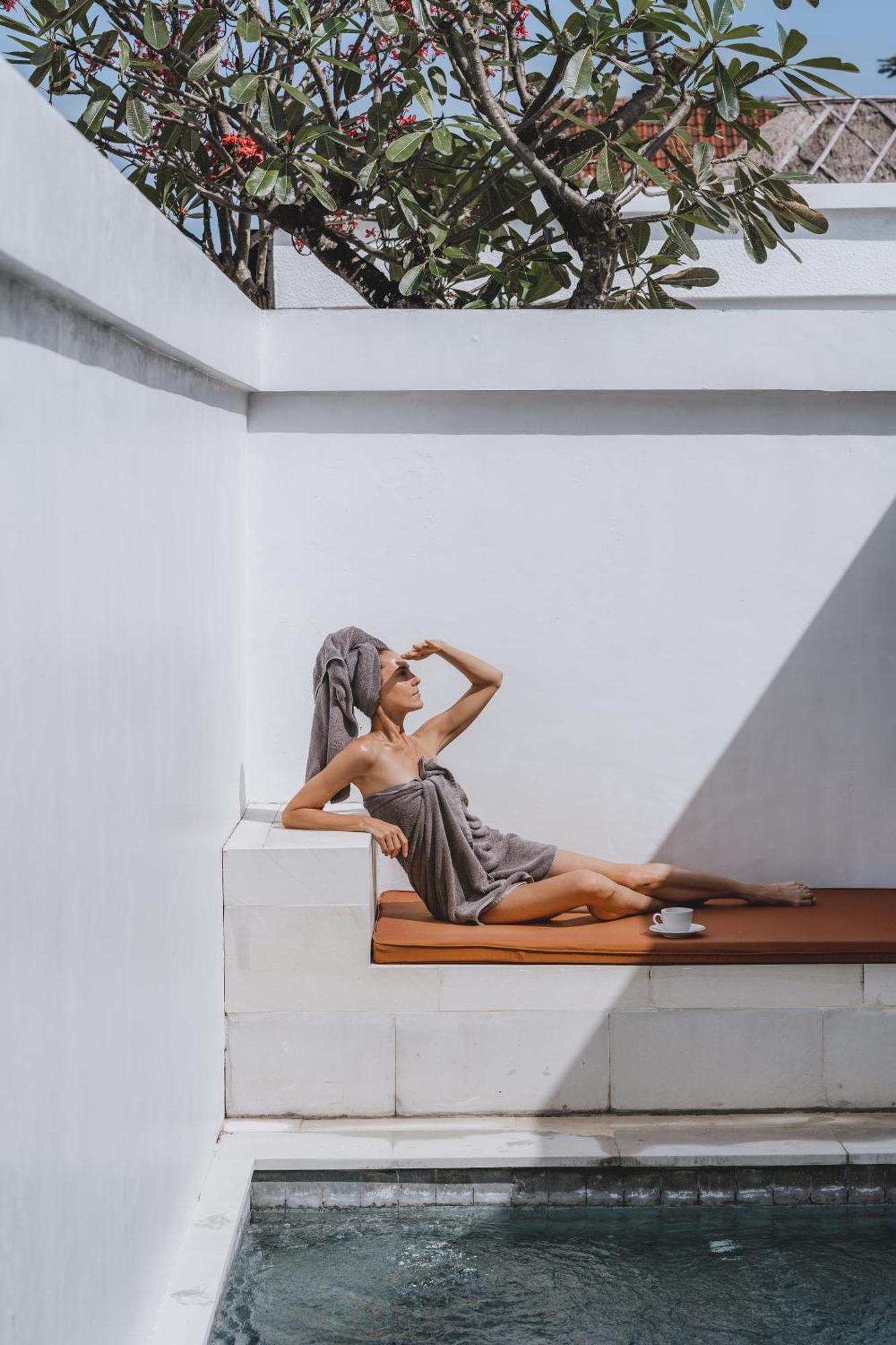 Aster Villa Seminyak Exteriör bild