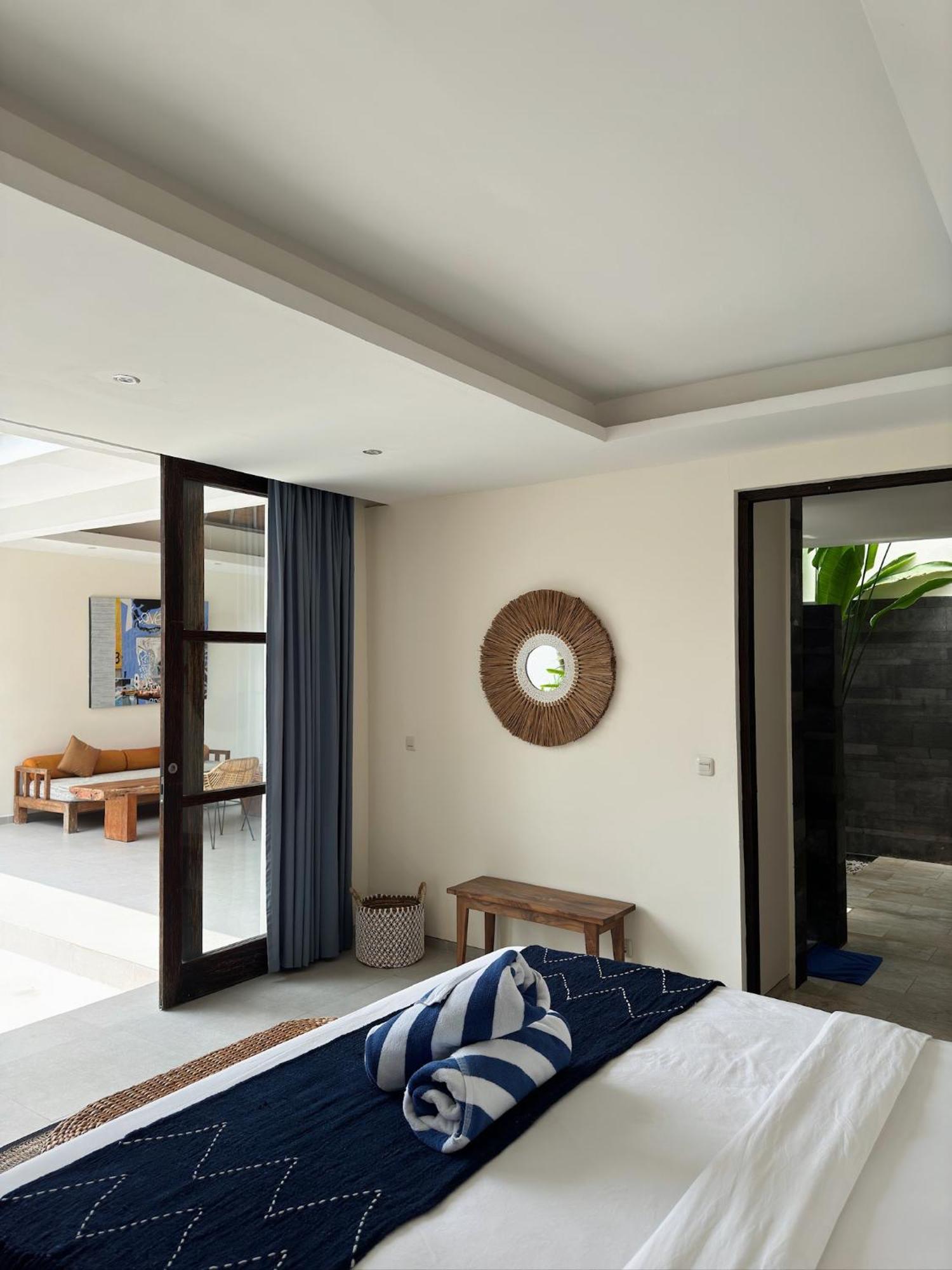 Aster Villa Seminyak Exteriör bild