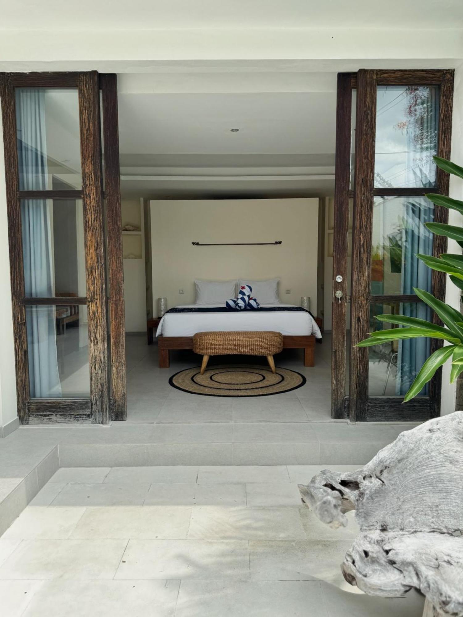 Aster Villa Seminyak Exteriör bild